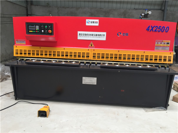 可傾壓(yā)力機 可傾(qing)壓力機(ji)