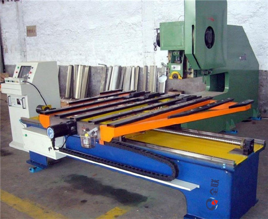 伺服數控送(sòng)料機 伺服(fú)數控送料機(ji)