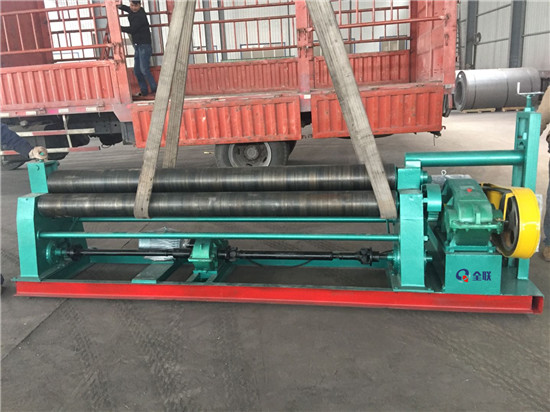 三輥(gǔn)卷闆機(ji) 三(san)輥卷闆(pan)機