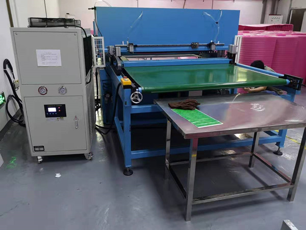 剪闆機(ji) 剪闆機(ji)