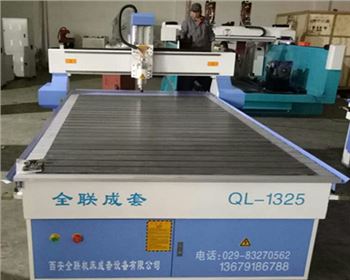 數控雕刻機(ji)