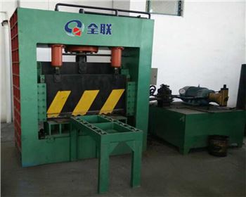 液(yè)壓龍門剪切機(ji)