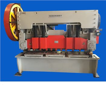 内蒙(méng)Q12-07X2500電動機(jī)械剪闆(pǎn)機