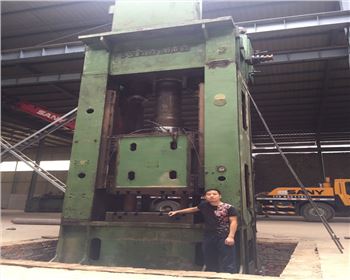 1600T壓力(lì)機移機大(dà)修改造