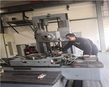 大修改(gǎi)造瑞士迪(di)西750高精度(du)液壓坐标(biāo)镗床項目(mu)