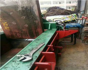 液壓打(da)包機維修(xiu)保養