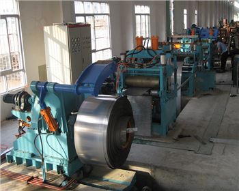 開卷(juàn)校平剪切生産線(xian)維修改造